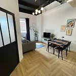 Aleja 12 쳉스토호바