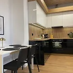 Aleja 12 쳉스토호바