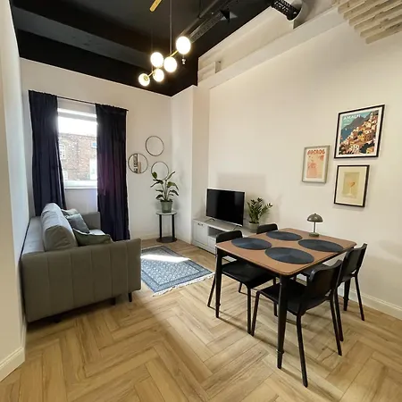 Aleja 12 Apartmán