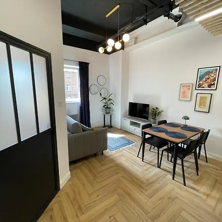 Aleja 12 Apartmán Čenstochová
