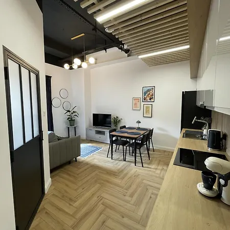 Aleja 12 Apartamento Częstochowa