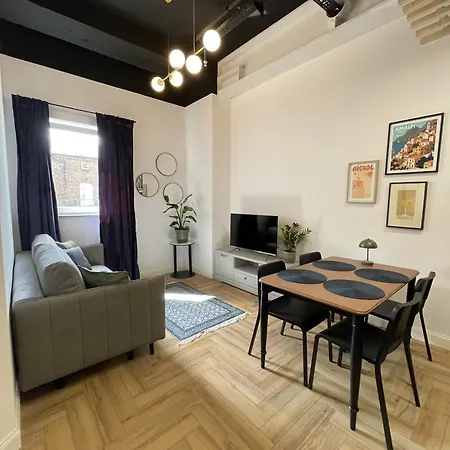 Aleja 12 Częstochowa