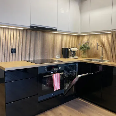 Aleja 12 Apartmán Čenstochová