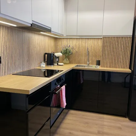 Aleja 12 Apartmán Čenstochová