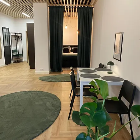 Aleja 12 Apartmán *