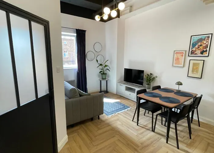 Aleja 12 Apartmán Čenstochová