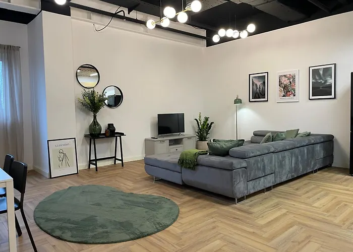 Aleja 12 Čenstochová